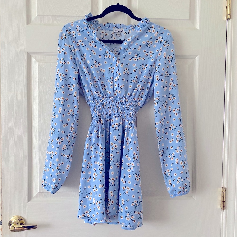 Vintage long sleeve daisy dress
